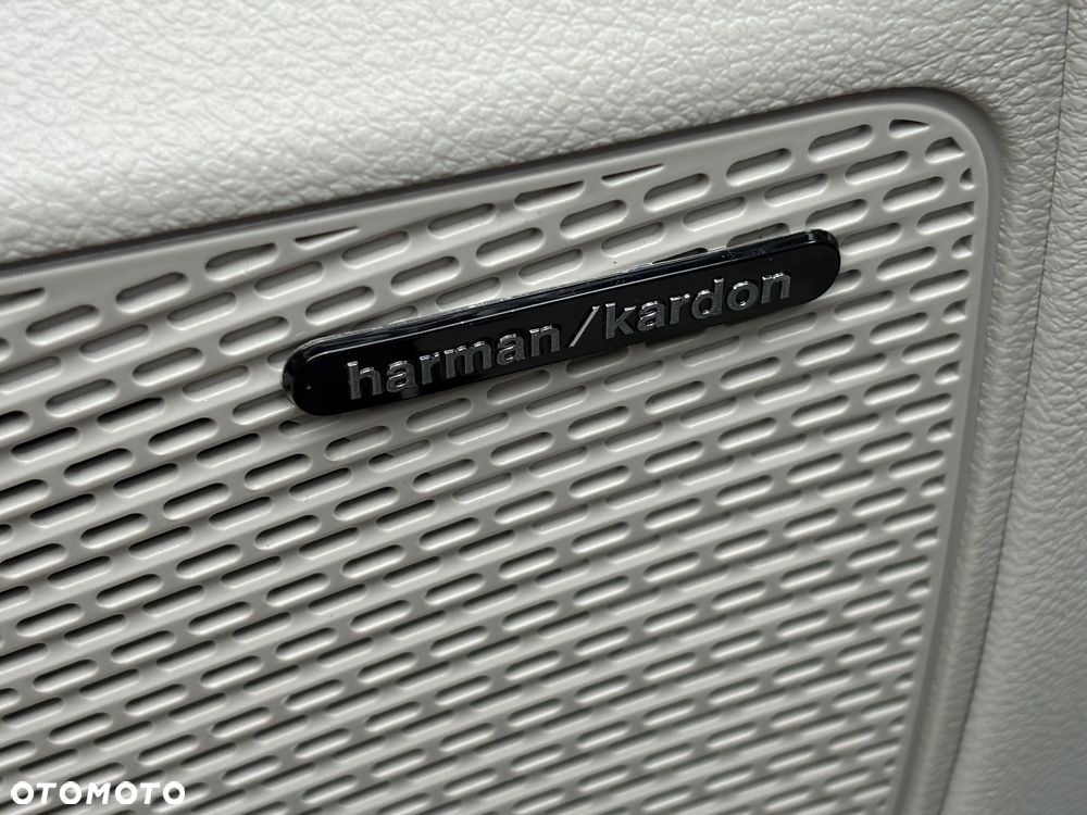 Chrysler Pacifica - 27