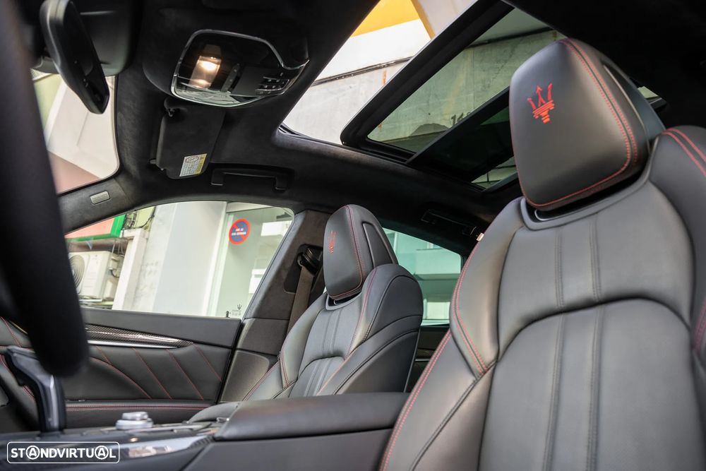 Maserati Levante S Q4 GranSport - 13