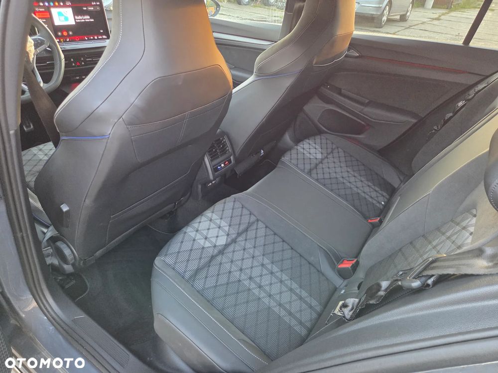 Volkswagen Golf 2.0 TDI SCR DSG R-Line - 21