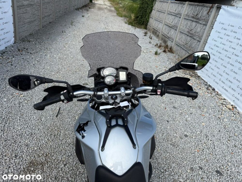 BMW F - 9