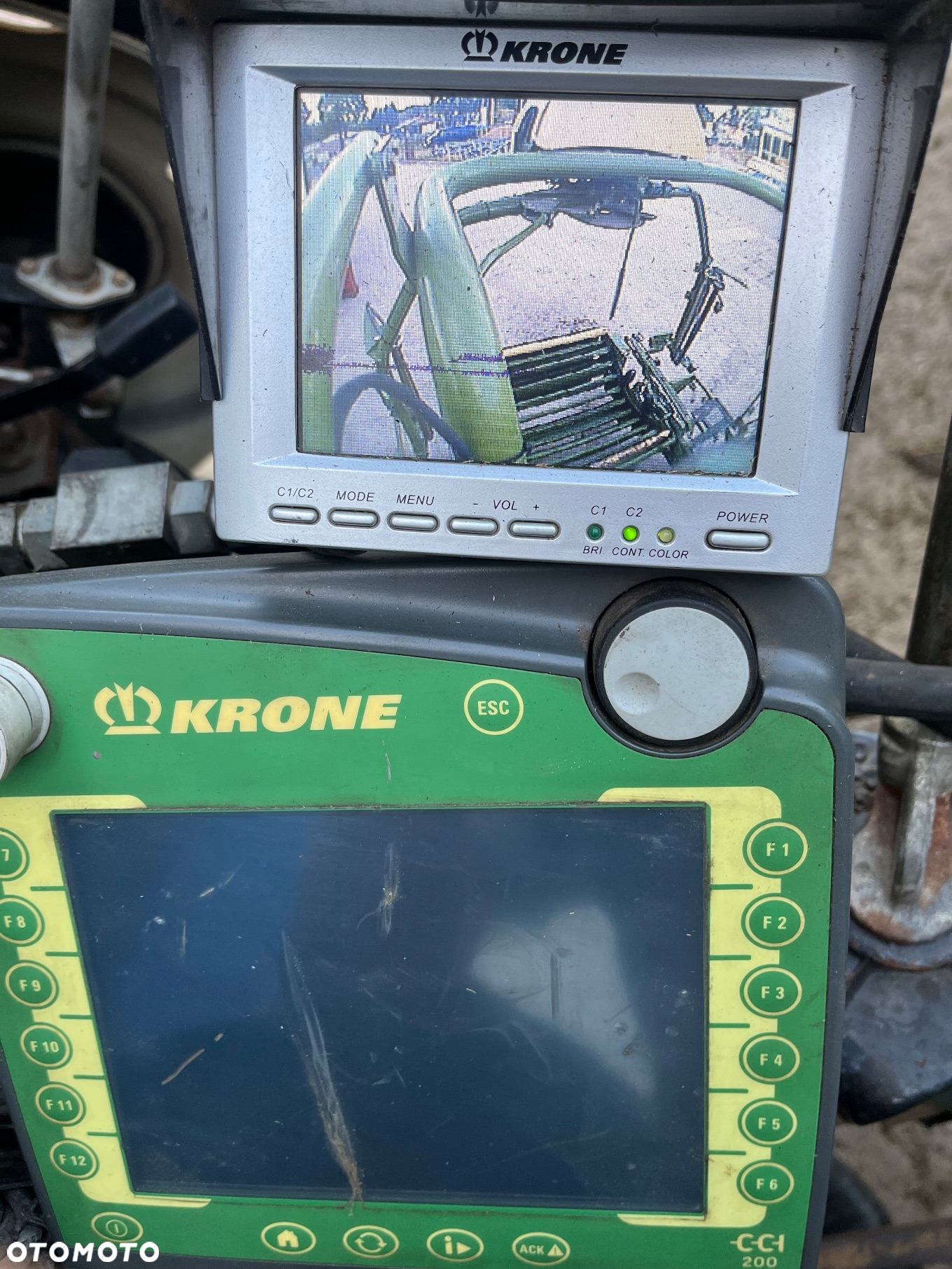 Krone Cf 155 combi xtreme fabrycznie mocniejsza prasa na długie prace w polu - 4