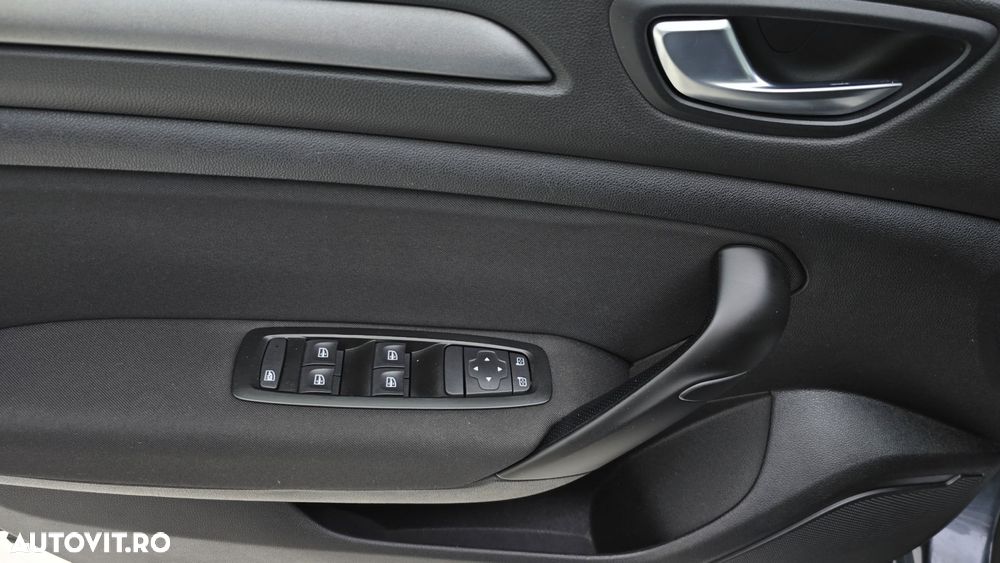 Renault Megane - 11