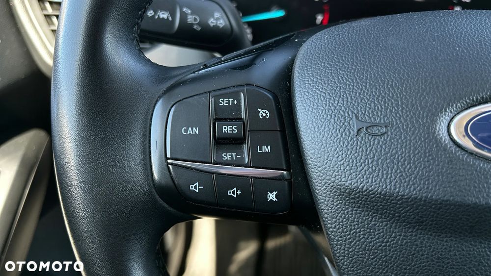 Ford Focus 1.0 EcoBoost Trend - 13