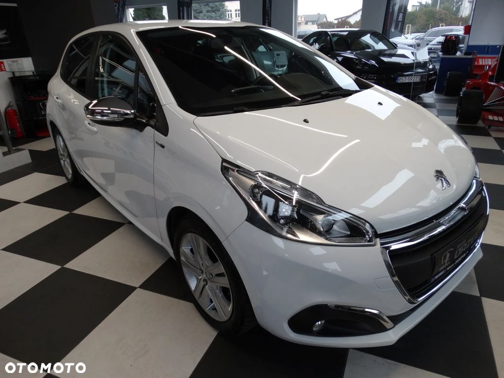 Peugeot 208 82 PureTech Style - 38