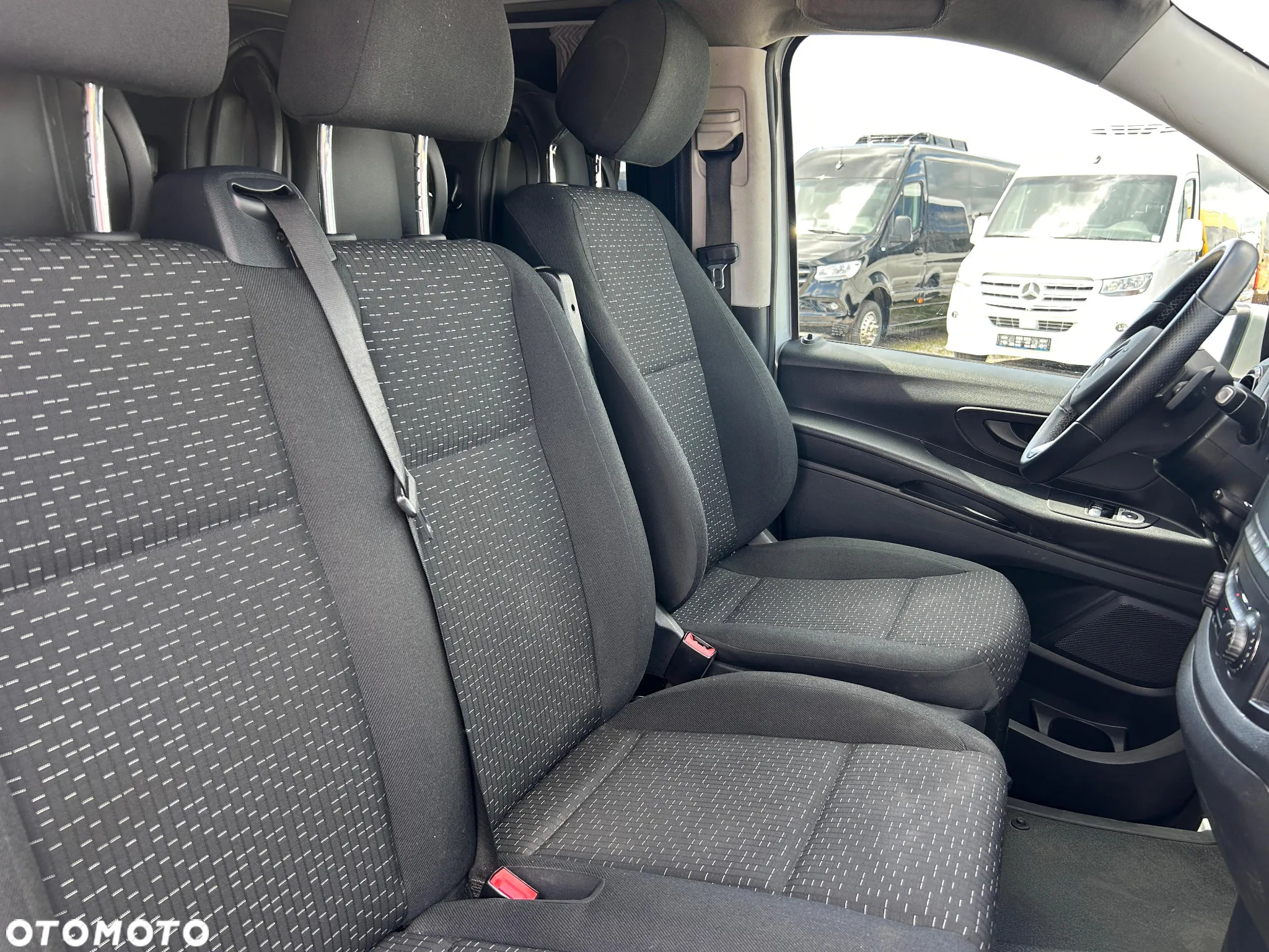 Mercedes-Benz Vito - 14