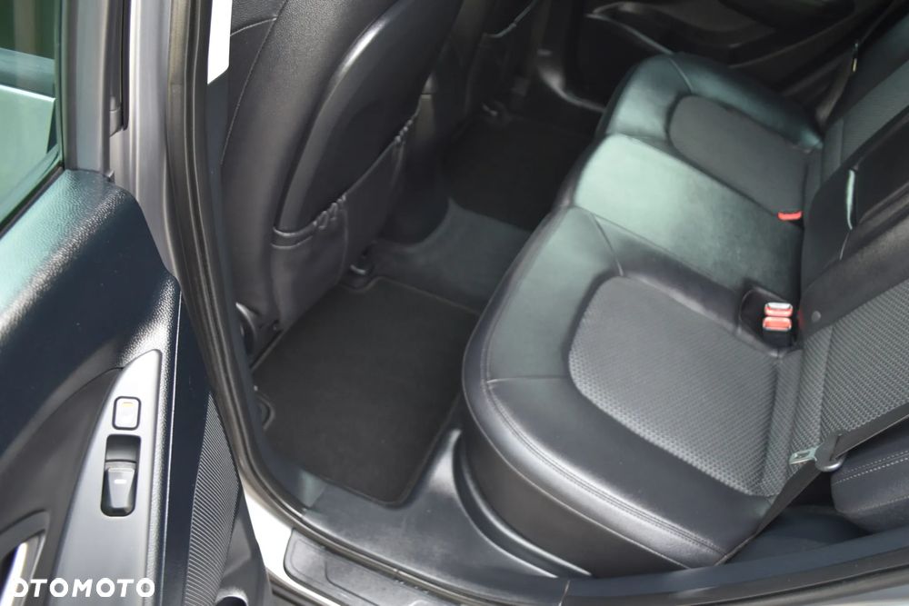 Hyundai ix35 2.0 4WD Style - 24