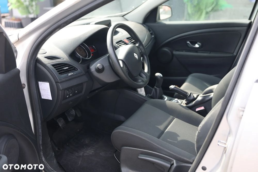 Renault Megane 1.6 16V 100 Expression - 7
