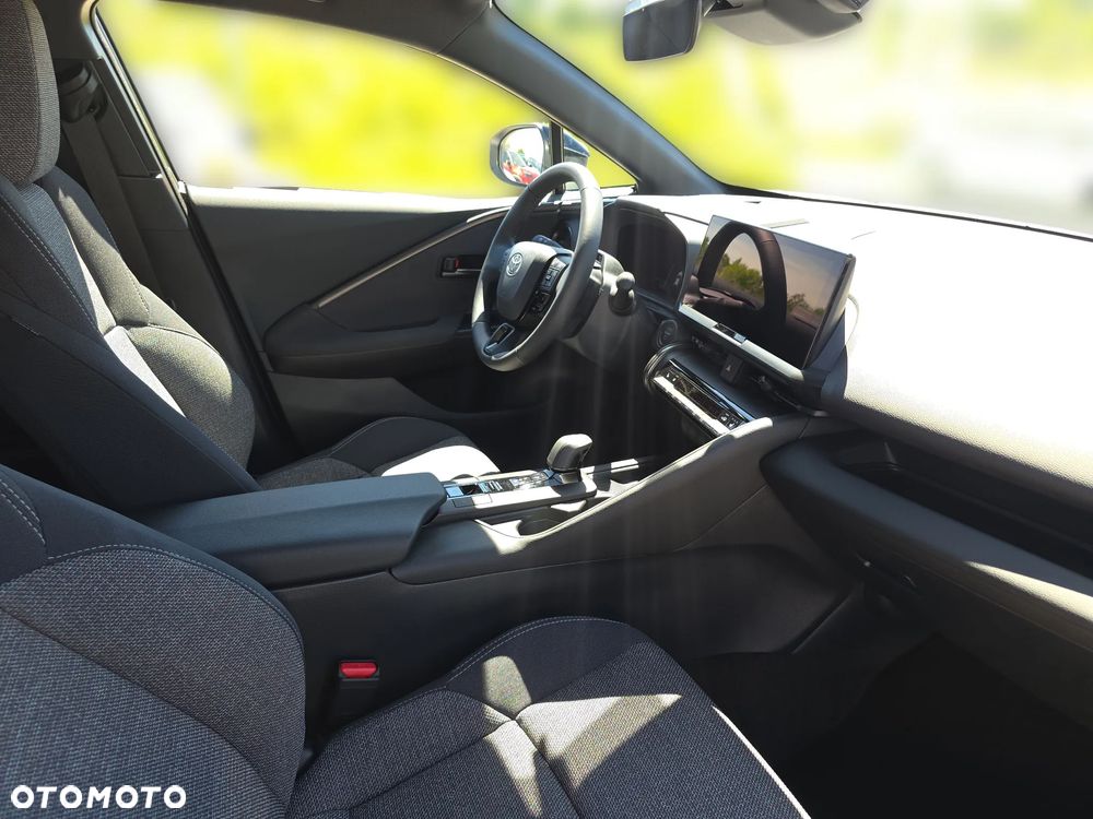 Toyota C-HR - 10