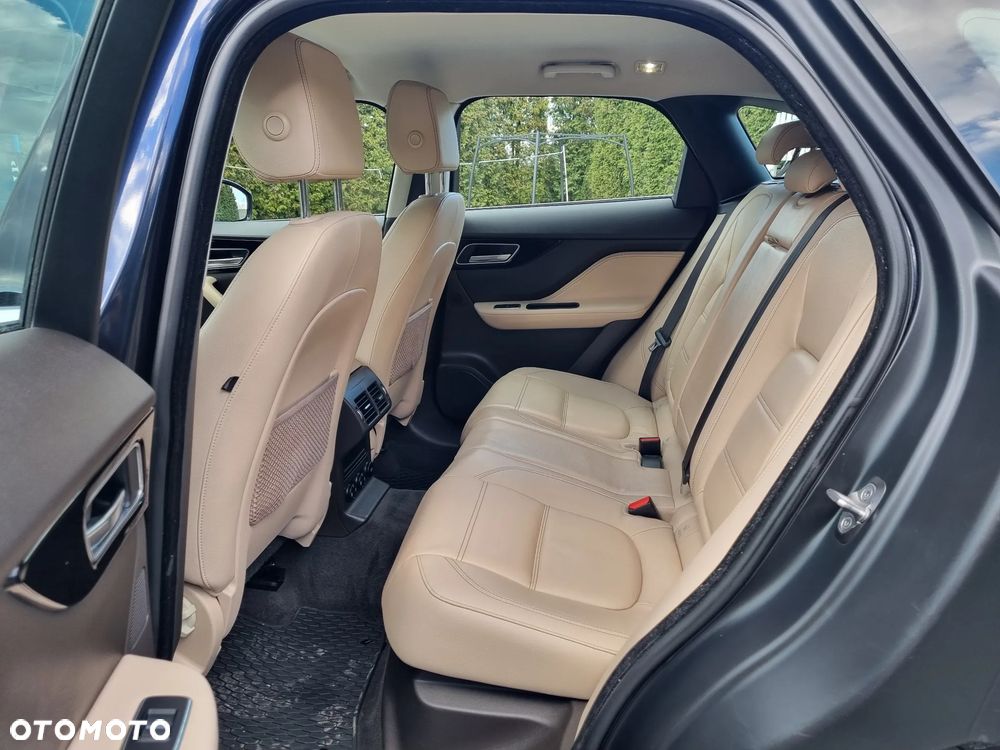 Jaguar F-Pace 2.0 i4D AWD Prestige - 8
