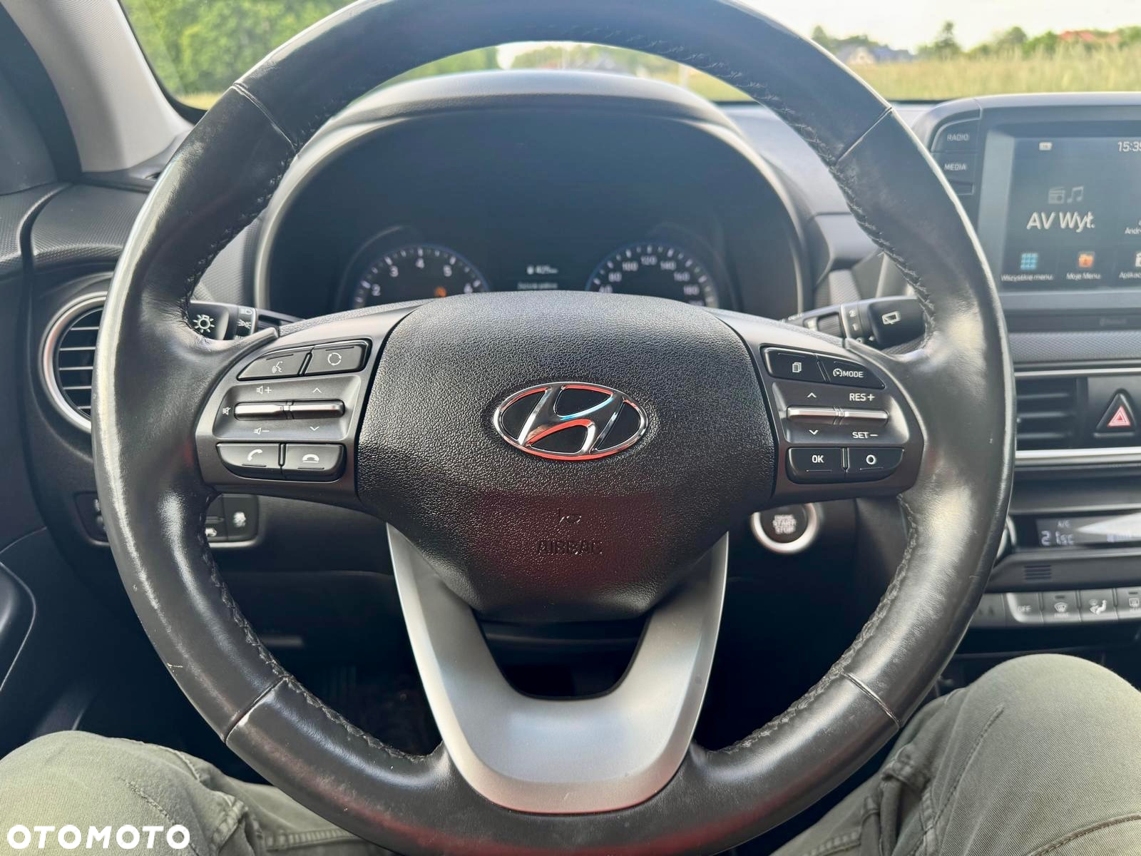 Hyundai Kona - 17