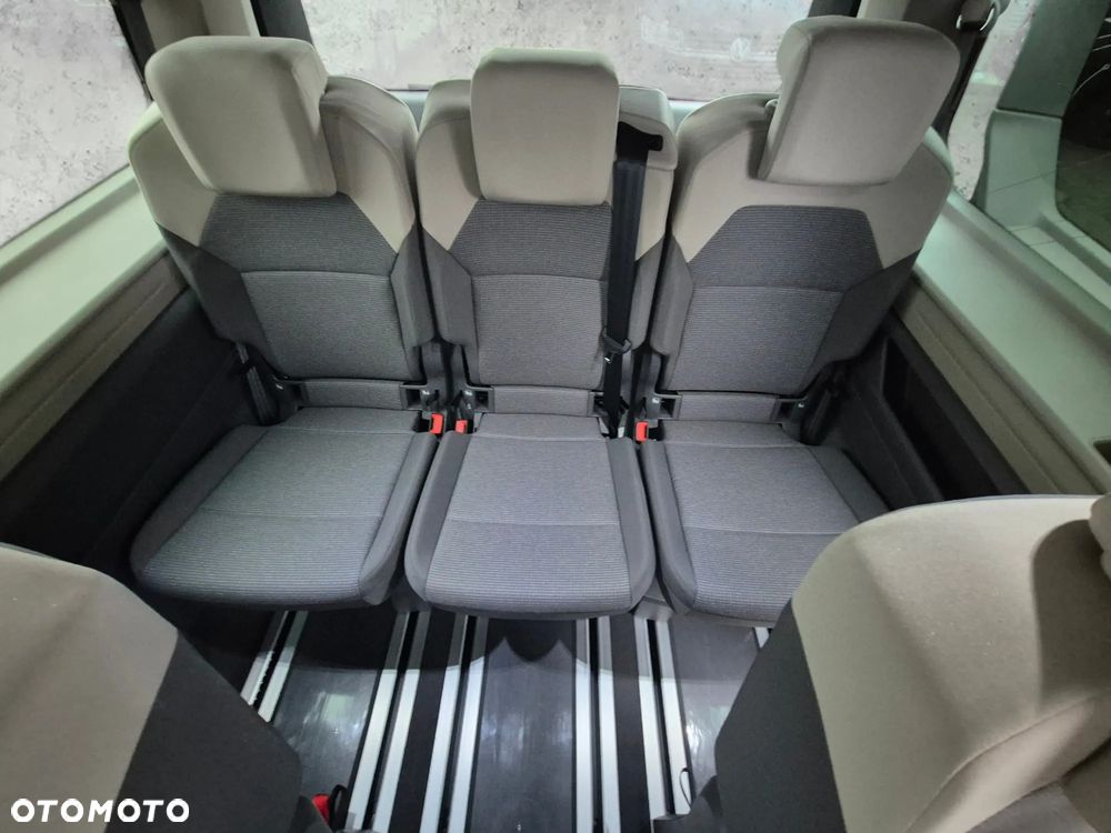 Volkswagen Multivan 2.0 TDI L2 Edition DSG - 17