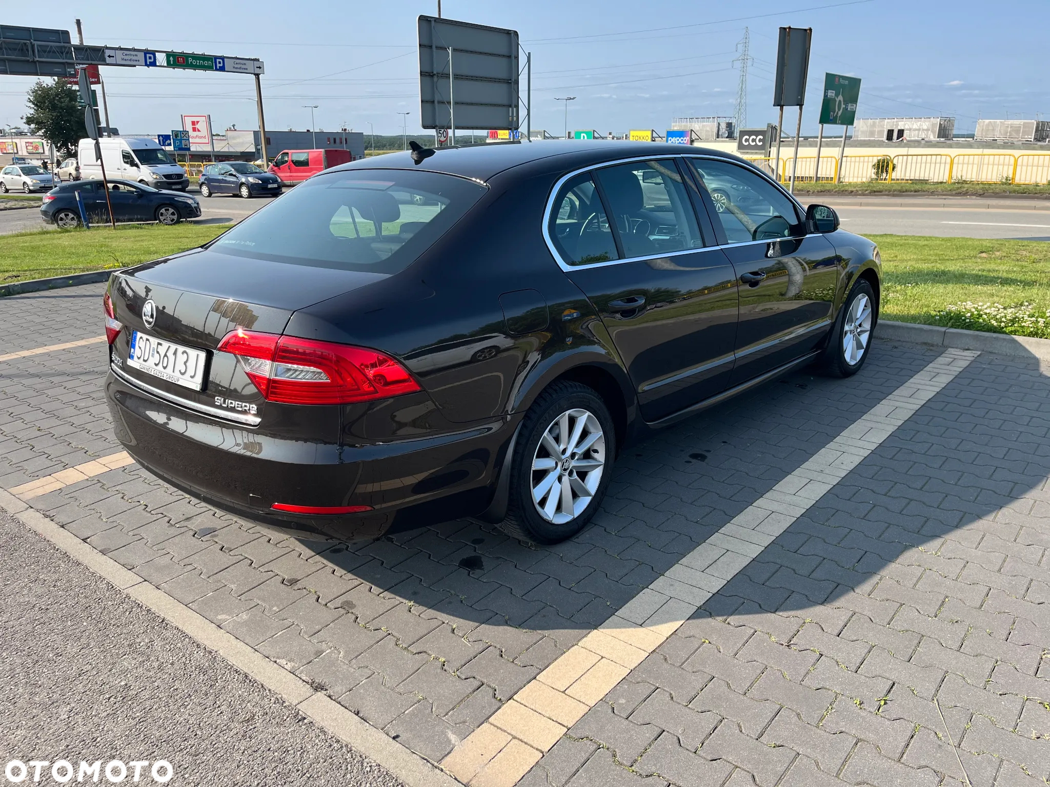 Skoda Superb 2.0 TDI Ambition DSG - 2