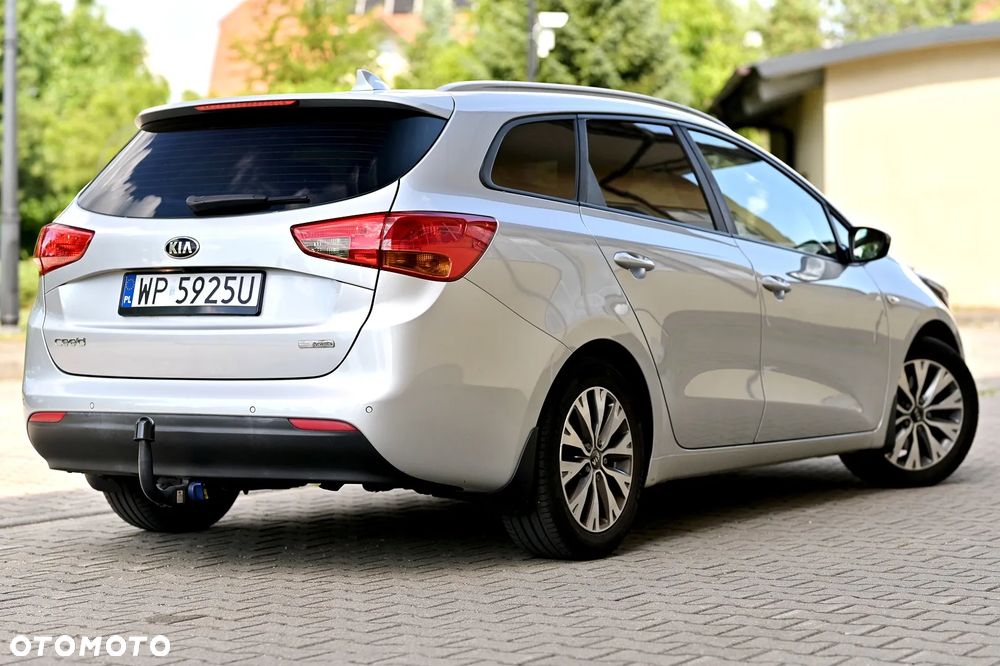 Kia Ceed 1.4 CVVT Dream Team Edition - 14