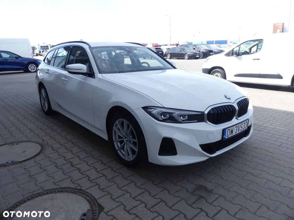 BMW Seria 3 318d mHEV - 3