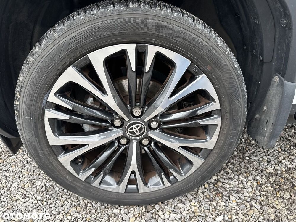 Toyota Yaris Cross - 17