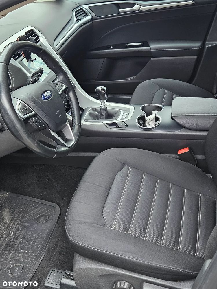 Ford Mondeo 1.5 EcoBoost Trend - 29