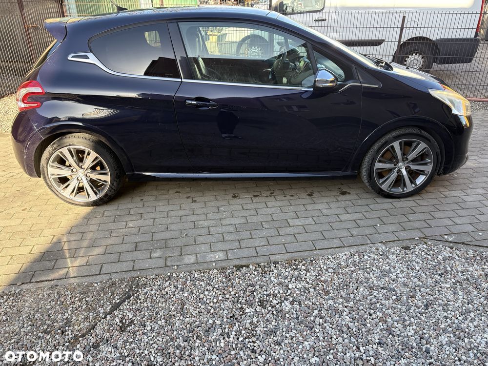Peugeot 2008 - 6