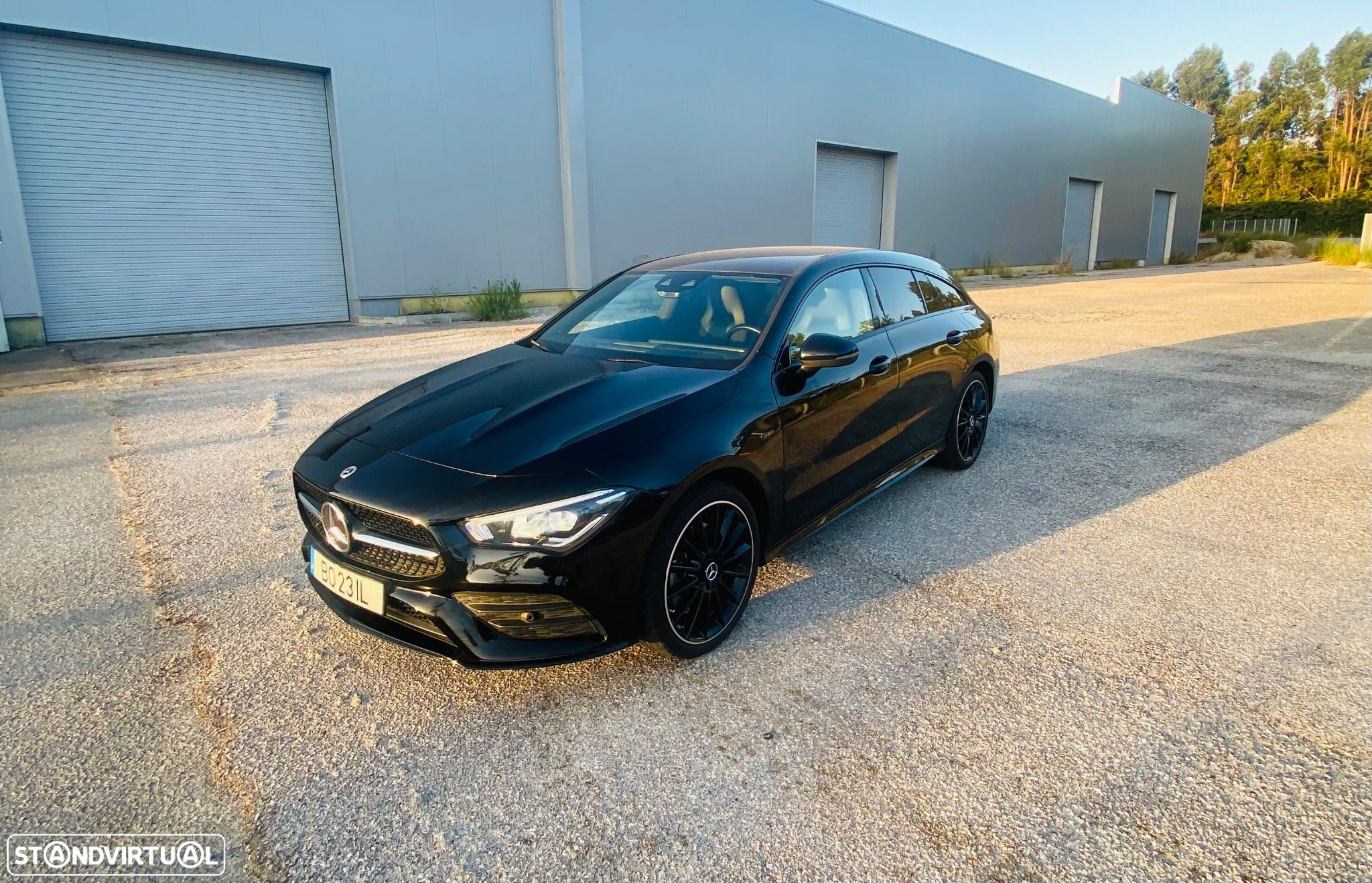 Mercedes-Benz CLA 250 e Shooting Brake AMG Line - 1