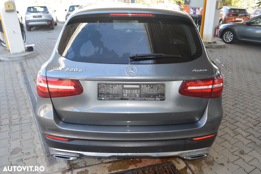 Mercedes-Benz GLC 220 d 4MATIC 9G-TRONIC - 8