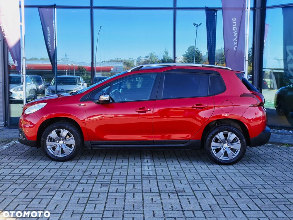 Peugeot 2008 1.2 Pure Tech Style S&S - 8