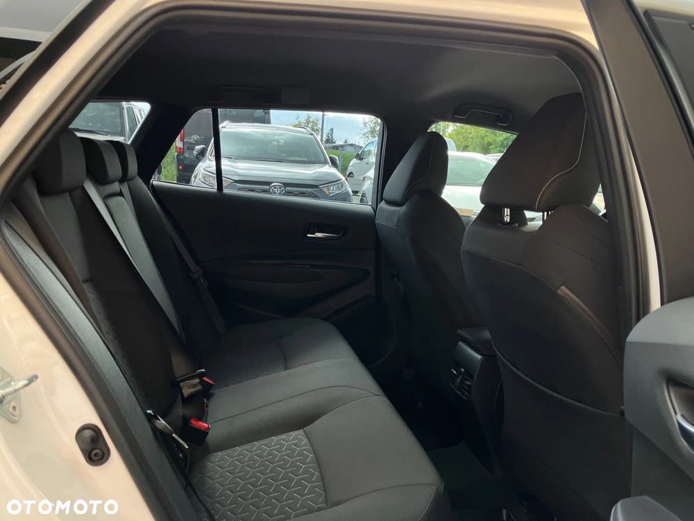 Toyota Corolla 1.8 Hybrid Comfort - 18