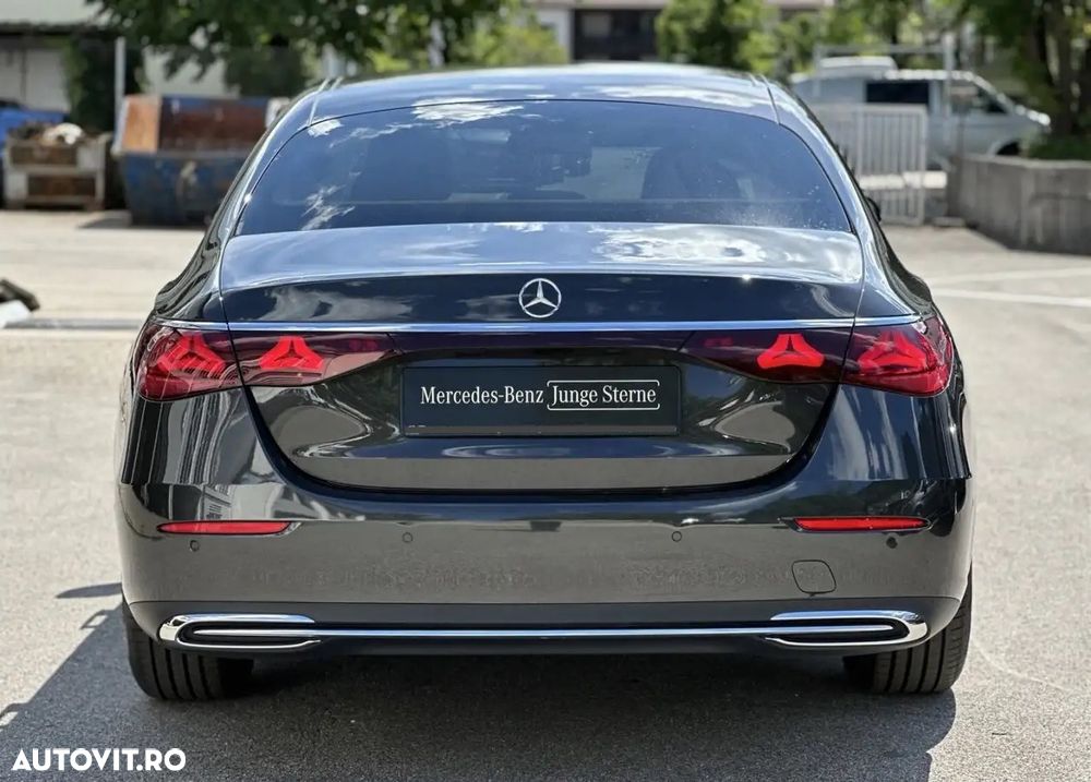 Mercedes-Benz E 220 d MHEV - 4