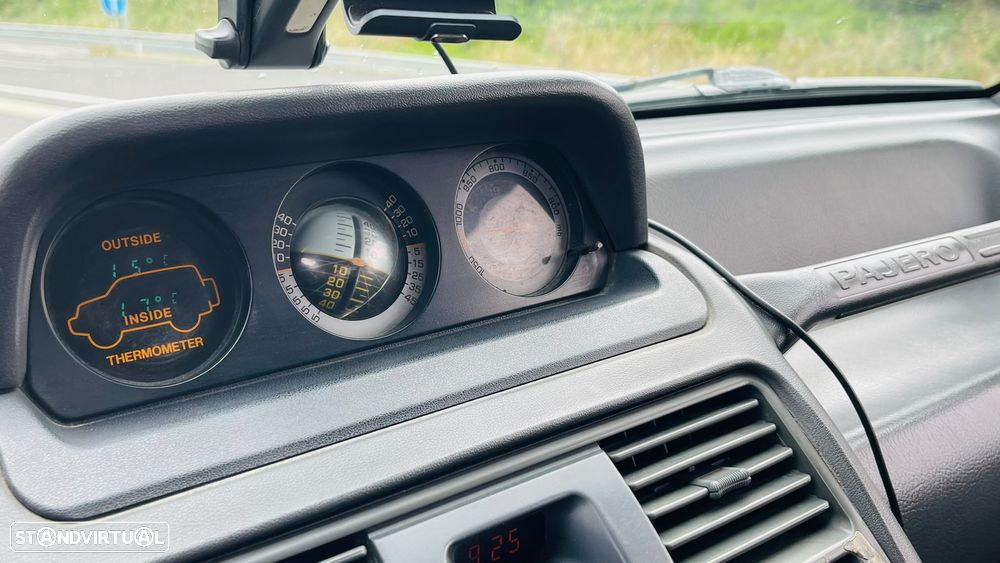 Mitsubishi Pajero 2.5 TDi Intercooler - 18