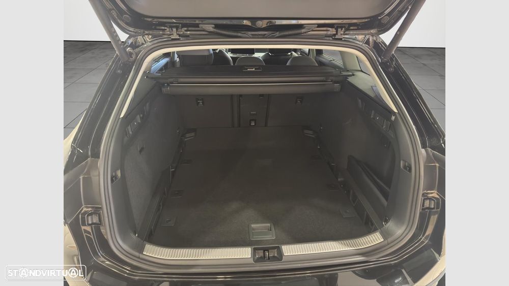 VW Passat Variant 2.0 TDI Business DSG - 9