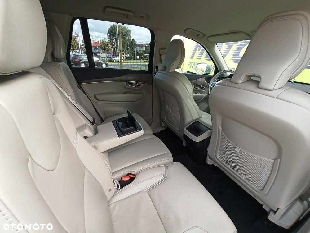 Volvo XC 90 - 14