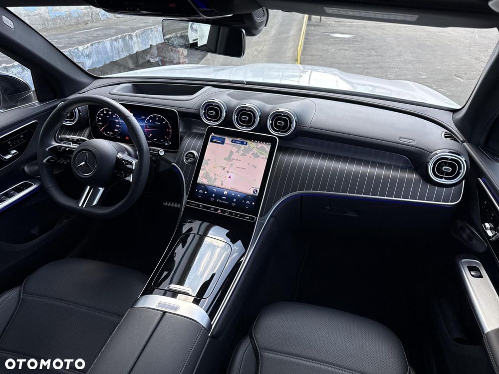 Mercedes-Benz GLC - 22