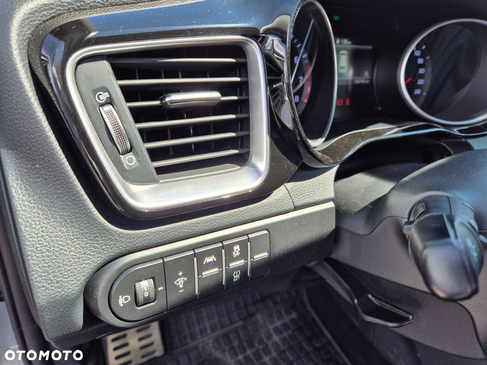 Kia Ceed 1.5 T-GDI Business Line - 22