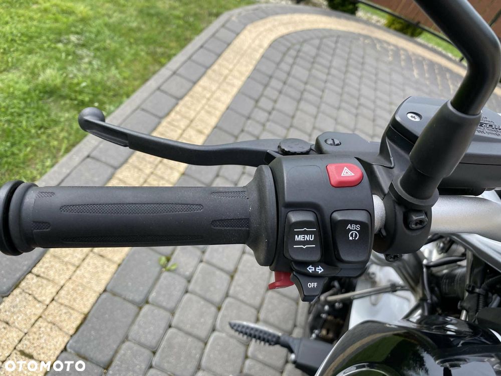 BMW R - 19