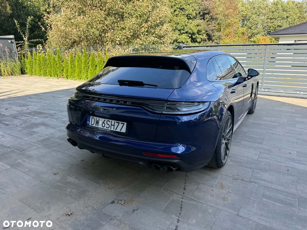 Porsche Panamera 4 Platinum Edition - 18