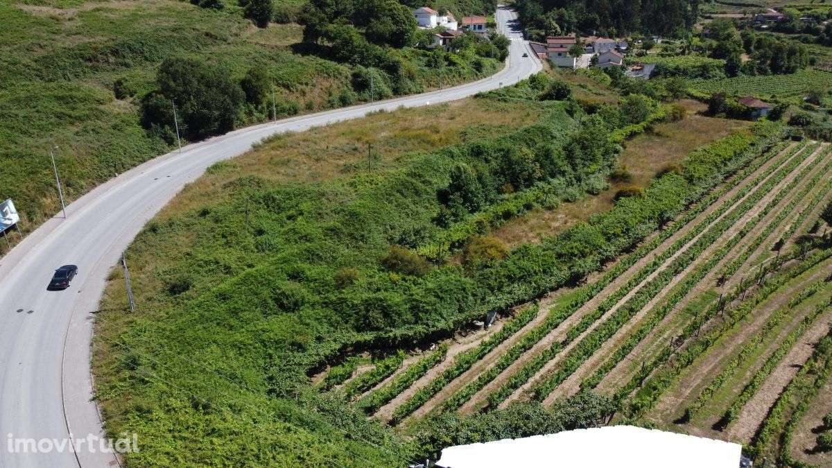 Terreno p/ construção em altura Centro Lixa - Grande imagem: 2/11