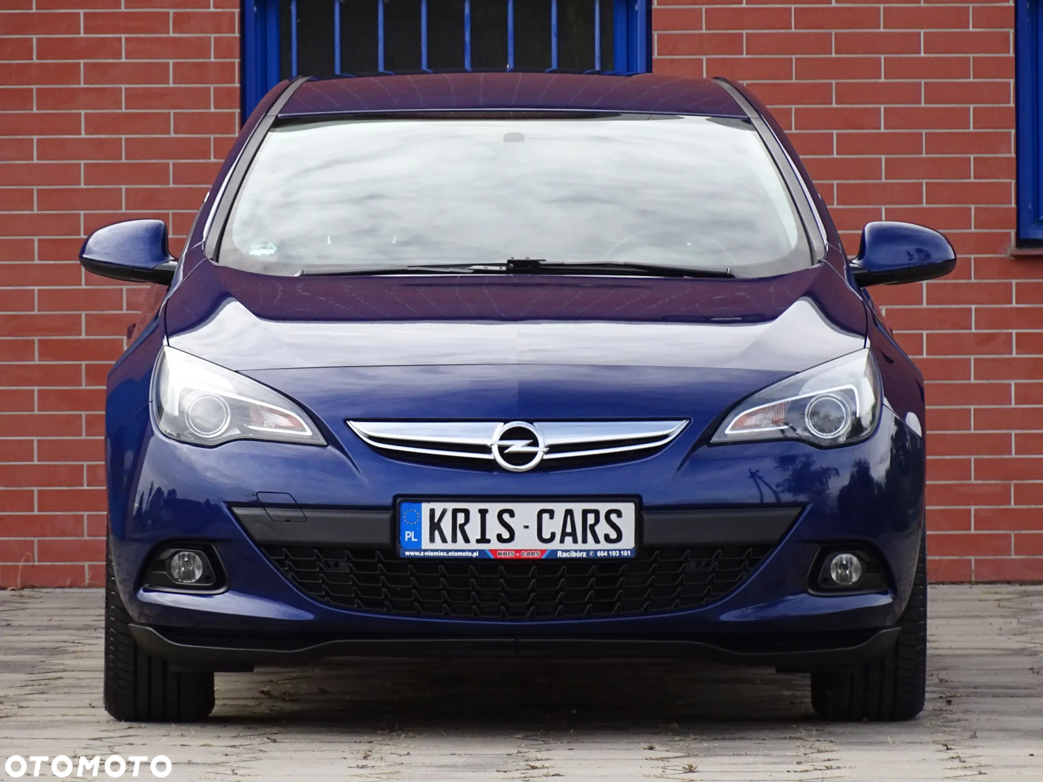 Opel Astra IV GTC 1.4 T Sport - 2