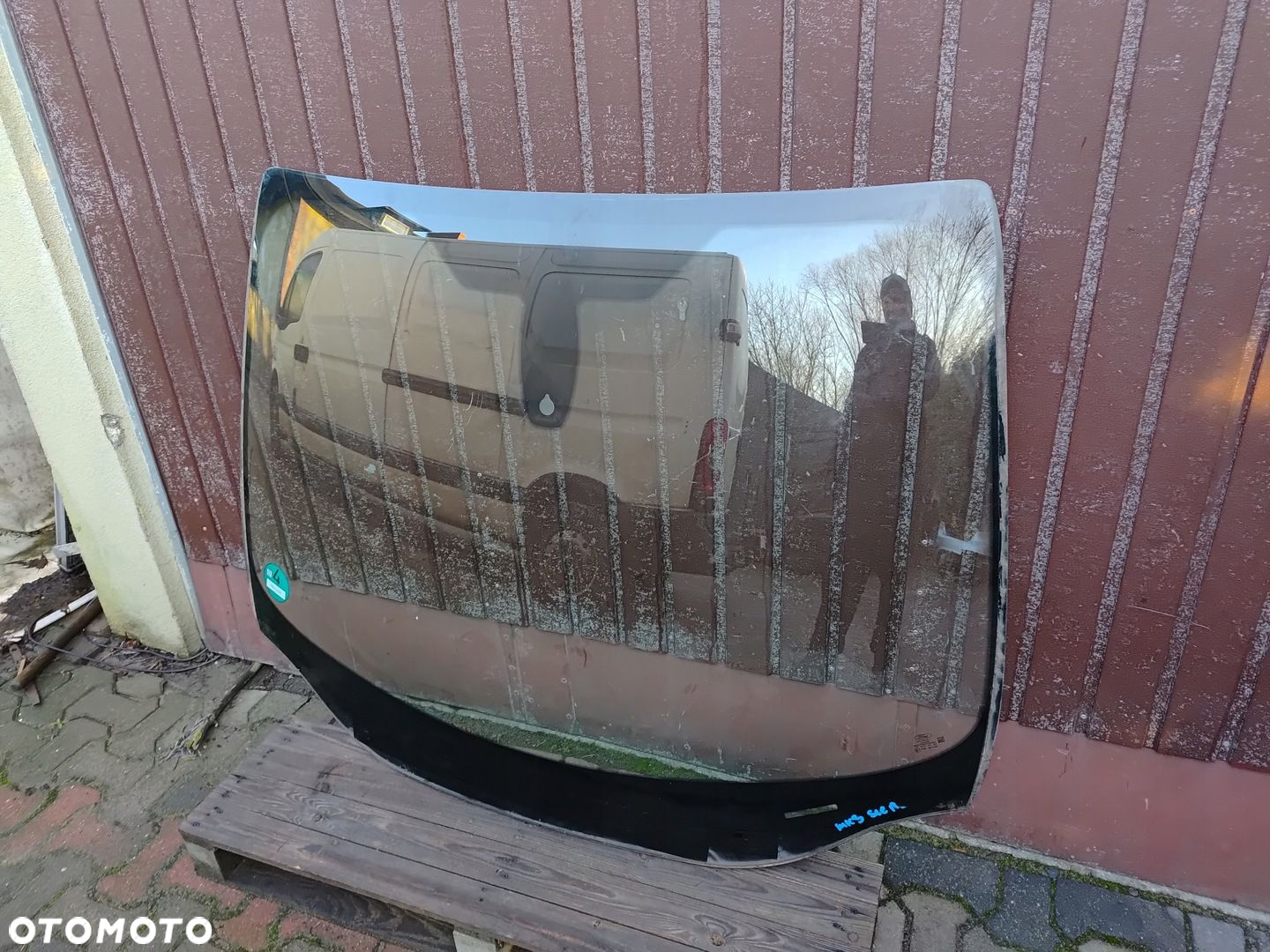 FOCUS MK3 SZYBA PRZEDNIA CZOŁOWA SENSOR - 3