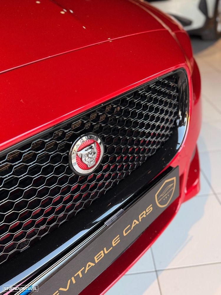 Jaguar XE 2.0 D R-Sport Aut. - 6