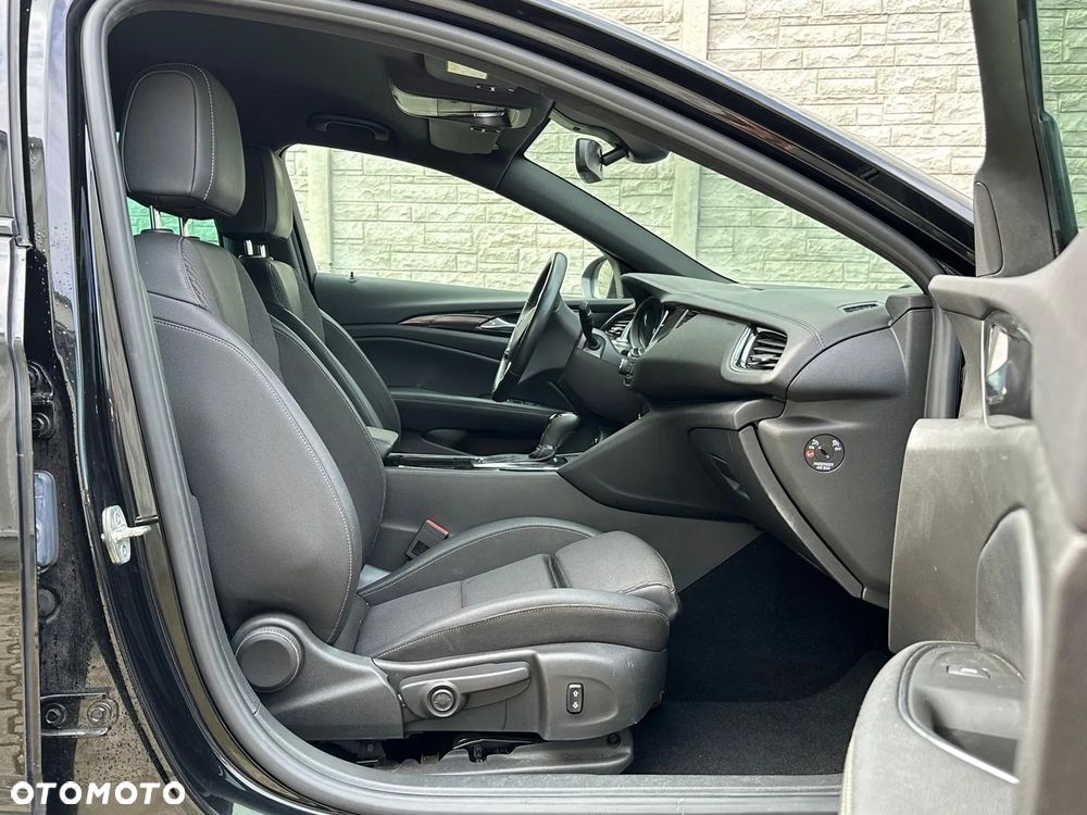 Opel Insignia 2.0 CDTI Business Elegance S&S - 22