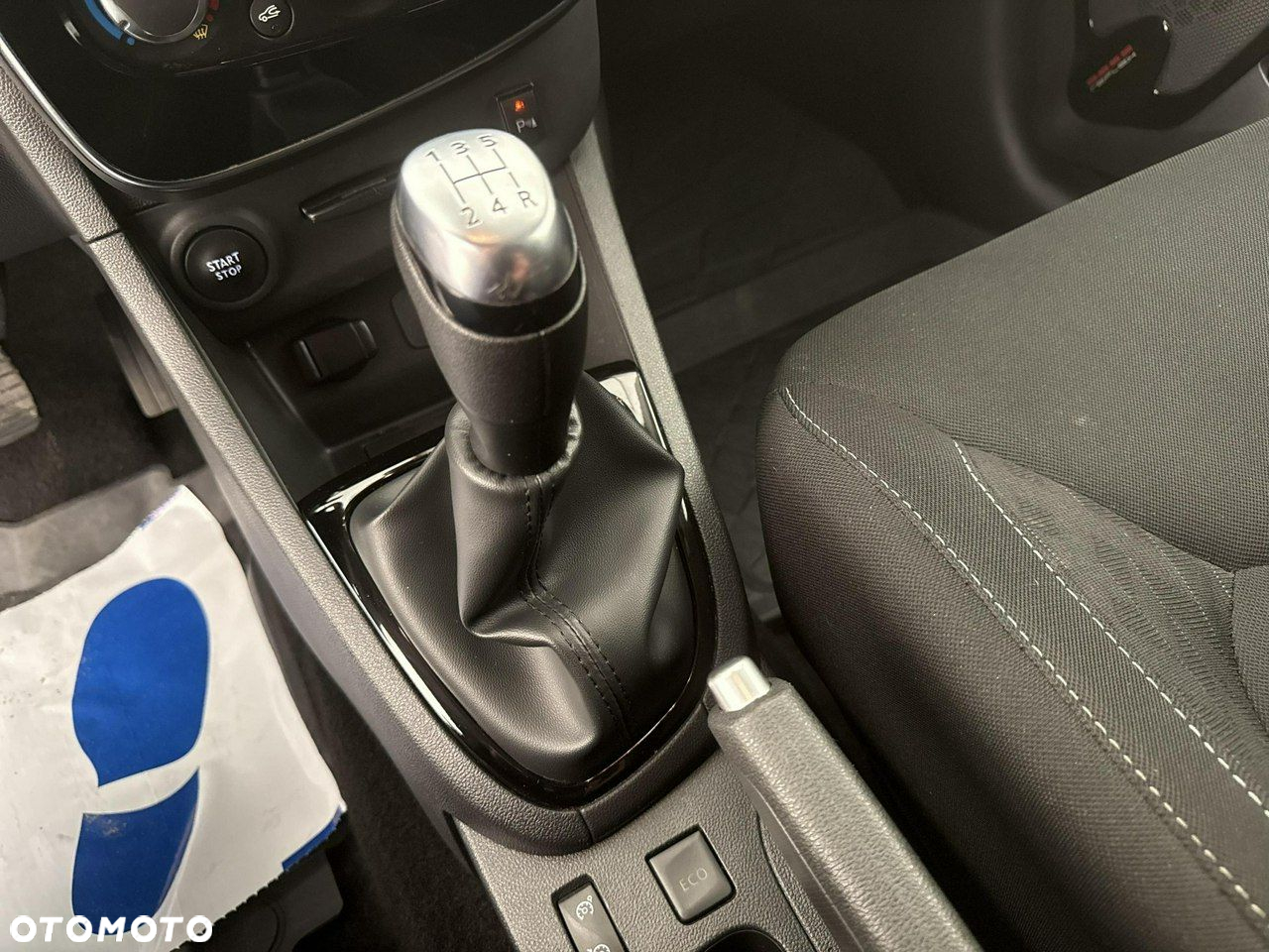 Renault Clio - 16