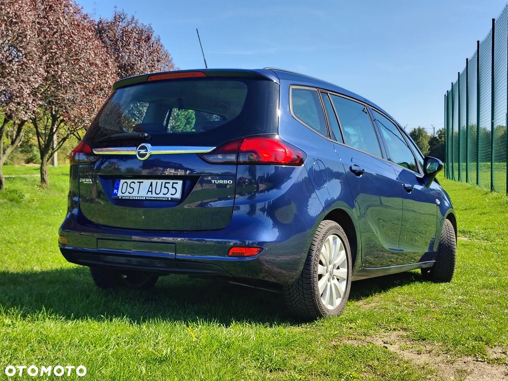 Opel Zafira - 14
