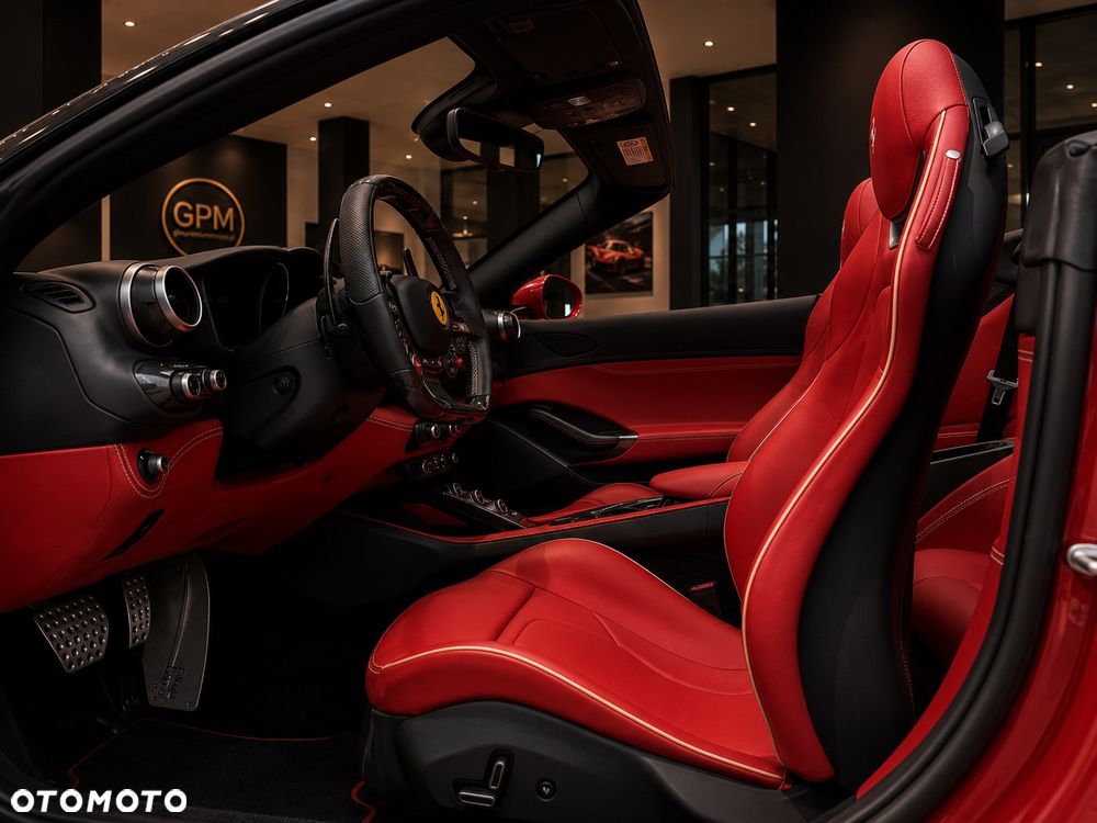 Ferrari Portofino M - 9