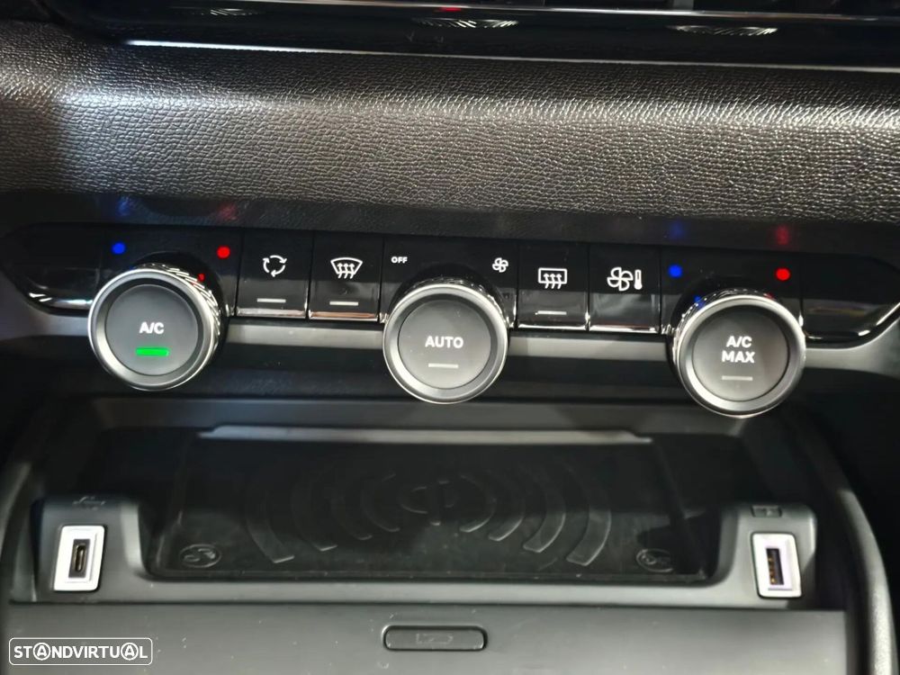Citroën C4 PureTech 130 Stop&Start EAT8 FEEL PACK - 12