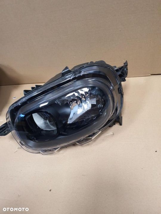 Citroen c3 2015-reflektor przód kpl - 6