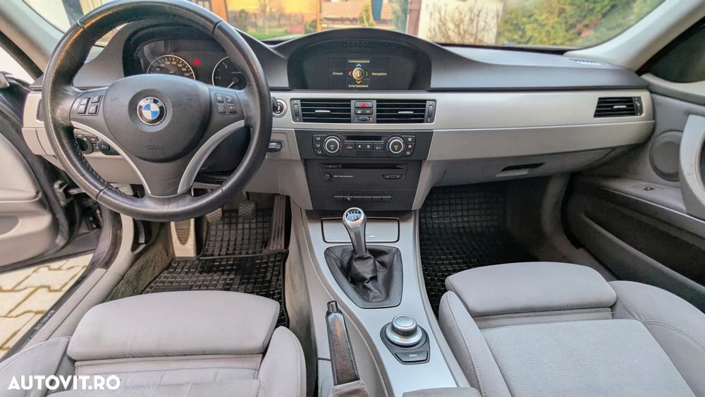 BMW Seria 3 318d - 4