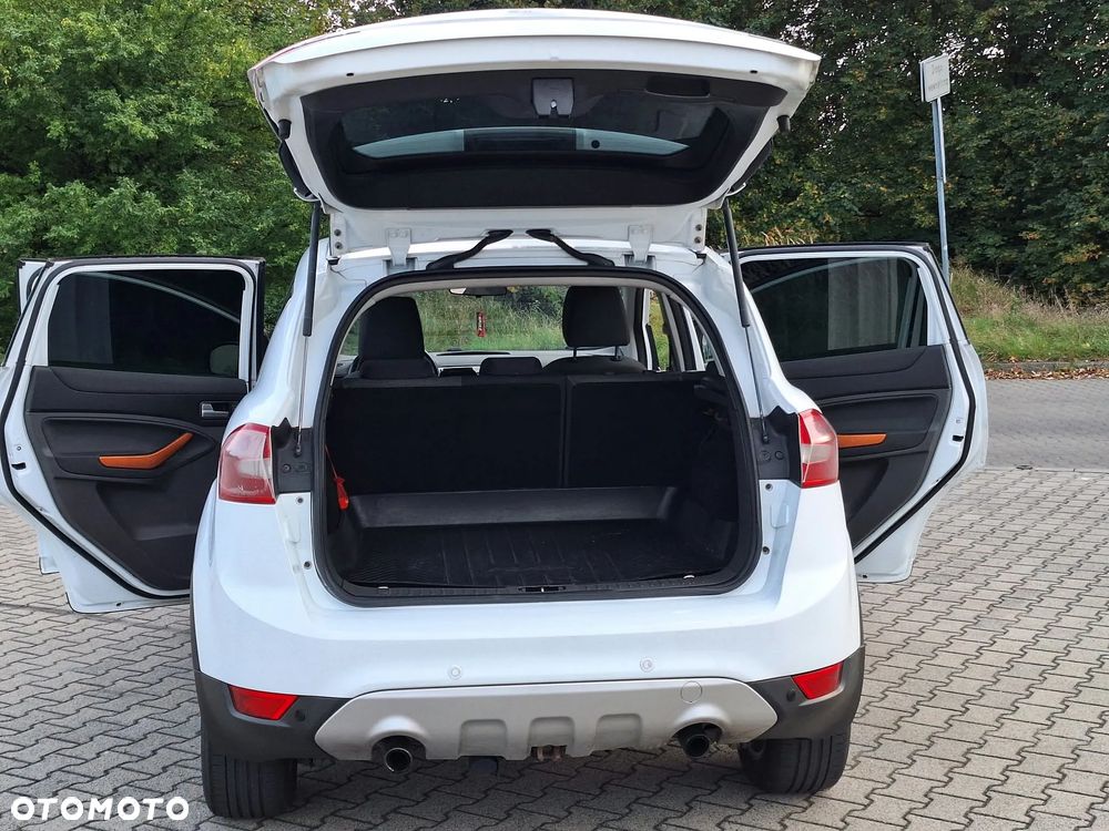 Ford Kuga - 8