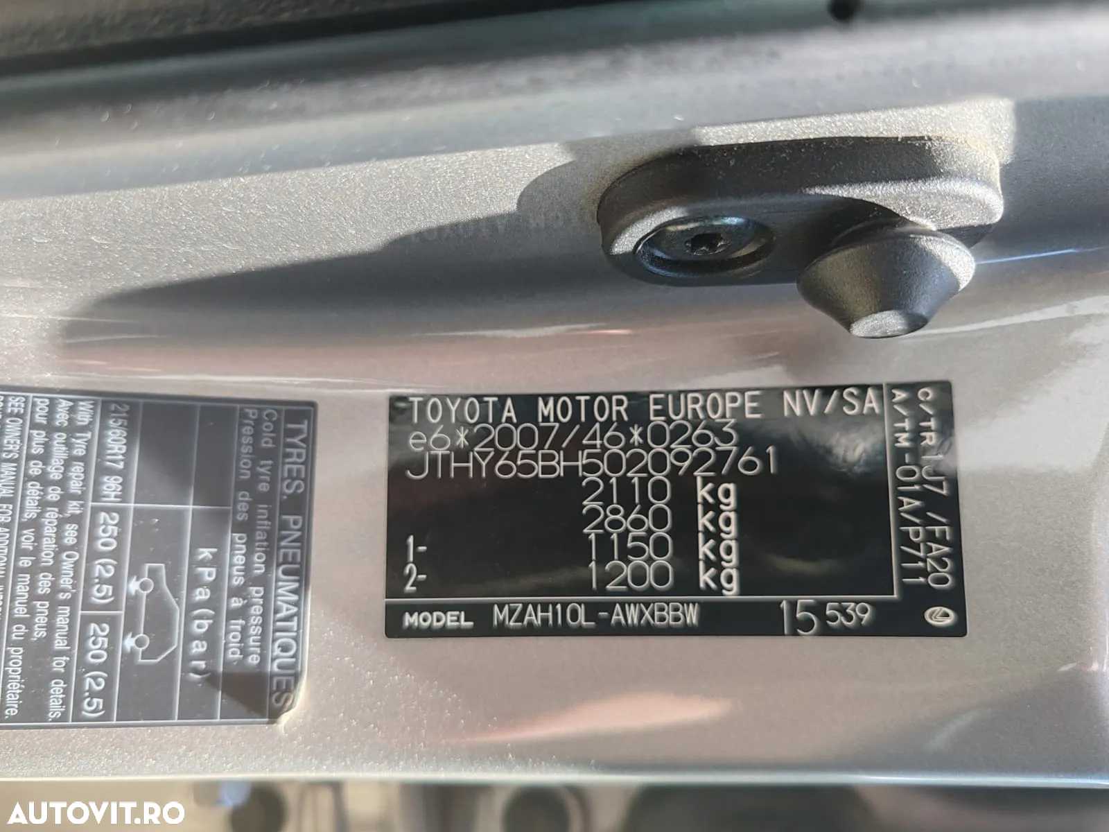 Lexus UX 250h Executive Line - 12