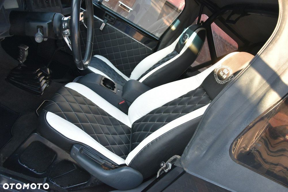 Jeep Wrangler - 15