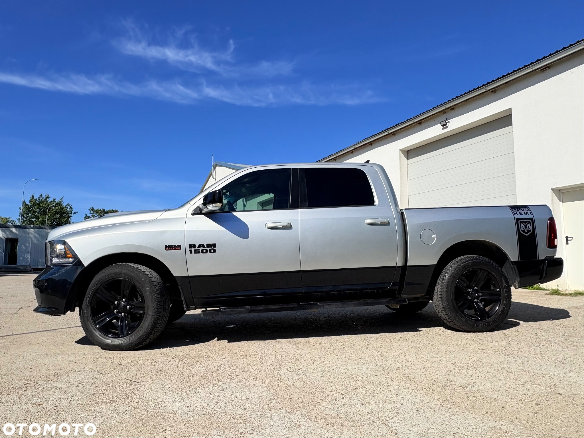 Dodge RAM 1500 5.7 4x4 - 4
