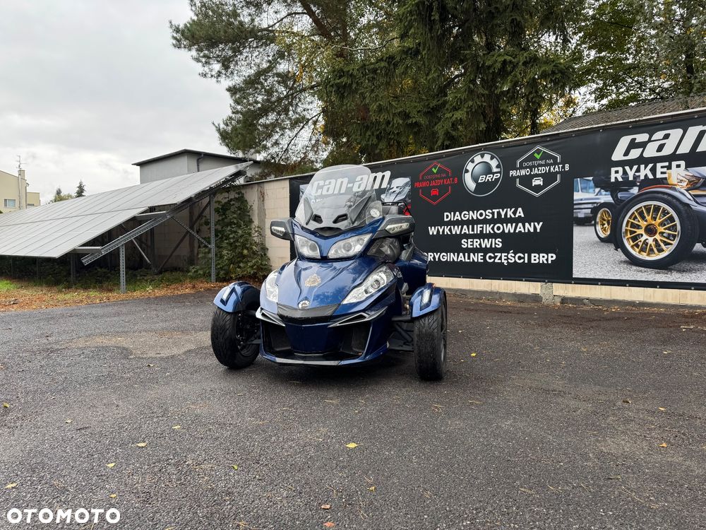 Can-Am Spyder - 6