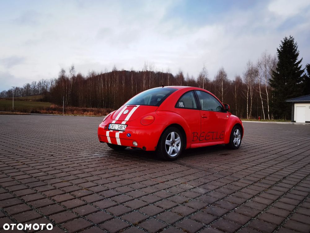 Volkswagen New Beetle - 5